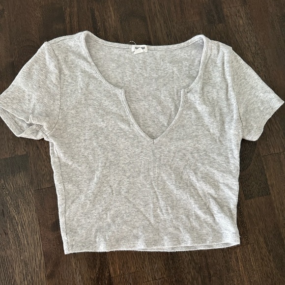 Garage crop top - Picture 1 of 3